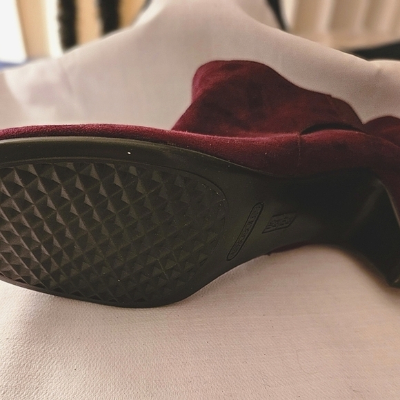 Aerosols Booties NWOT - Picture 4 of 4